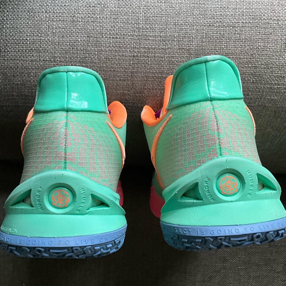 Mens Nike Kyrie 4 Low Keep Sue Fresh green multi basketball shoes sneakers 18 - Picture 11 of 14